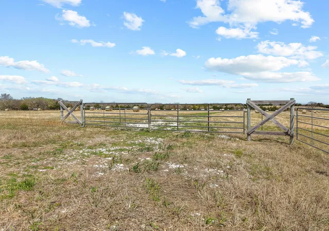 Photo 4 of Land for sale at Tbd Crews Rd, Bells, TX 75414 | MLS# 21206313 | Listing updated on 2026-09-11