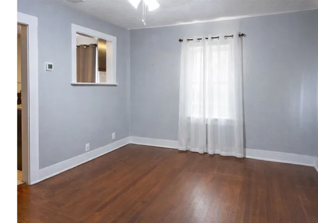 Photo 3 of Single family home for sale at 2910 20th St, Fort Worth, TX 76106 | MLS# 21213496 | Listing updated on 2026-09-13