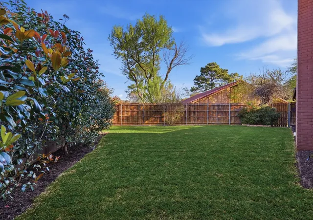 Photo 3 of Single family home for sale at 3609 Wayne Ct, Bedford, TX 76021 | MLS# 21210534 | Listing updated on 2026-09-10