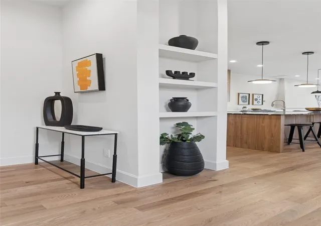 Photo 2 of Single family home for sale at 6607 Roper St, Dallas, TX 75209 | MLS# 21139302 | Listing updated on 2026-09-13