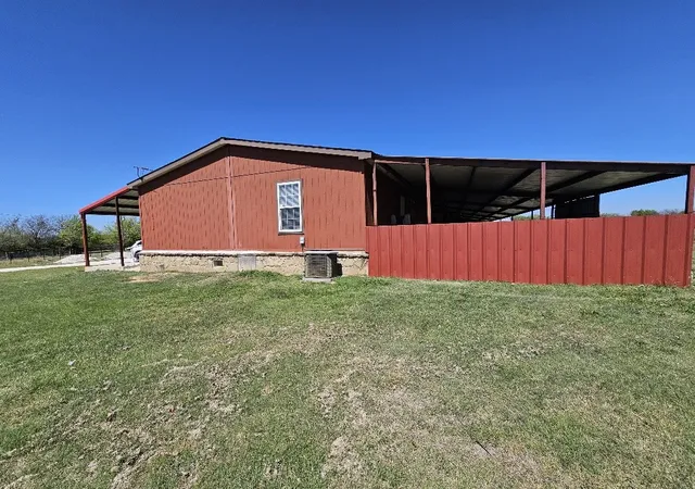 Photo 3 of Manufactured home for sale at 4109 Bramblett Rd, Cleburne, TX 76031 | MLS# 21214655 | Listing updated on 2026-09-11