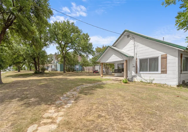 Photo 3 of Single family home for sale at 200 S Cleveland, Meridian, TX 76665 | MLS# 21214684 | Listing updated on 2026-09-08