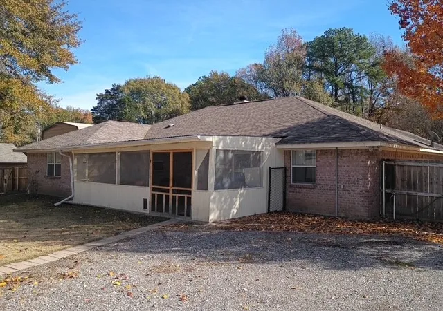 Photo 3 of Single family home for sale at 1162 Cr 2330, Mineola, TX 75773 | MLS# 21209804 | Listing updated on 2026-10-05
