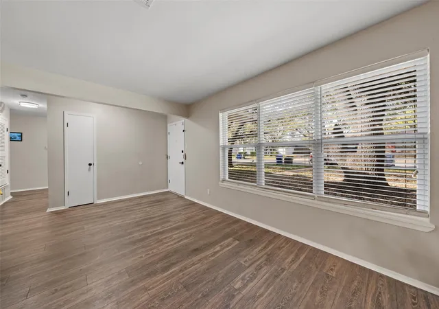 Photo 2 of Single family home for sale at 5907 Caldwell St, Waco, TX 76710 | MLS# 21210101 | Listing updated on 2026-09-14