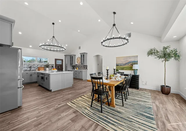 Photo 4 of Single family home for sale at 1404 S Robinson Dr, Robinson, TX 76706 | MLS# 21215143 | Listing updated on 2026-10-06