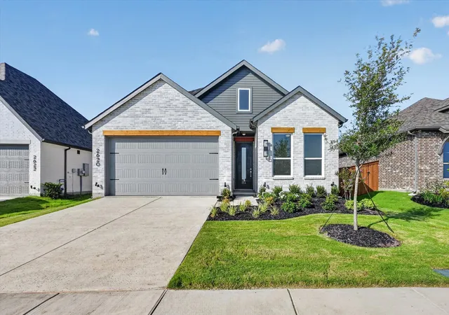 Photo 1 of Sale Pending at 2620 Brooklyn St, Forney, TX 75126 | MLS# 21215213 | Listing updated on 2026-09-20