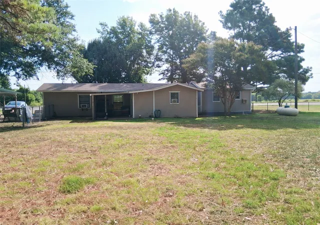 Photo 2 of Single family home for sale at 8140 Fm 513 S, Lone Oak, TX 75453 | MLS# 21215547 | Listing updated on 2026-09-09
