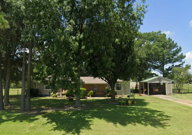 Photo 4 of Single family home for sale at 8140 Fm 513 S, Lone Oak, TX 75453 | MLS# 21215547 | Listing updated on 2026-09-24