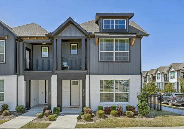 Photo 1 of Townhouse for sale at 1650 Jessica Dr, Allen, TX 75002 | MLS# 21215325 | Listing updated on 2026-09-10