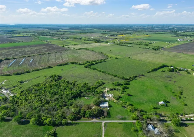 Photo 2 of Single family home for sale at 1302 Forreston Rd, Waxahachie, TX 75165 | MLS# 21215468 | Listing updated on 2026-09-14