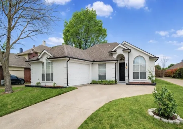 Photo 1 of Single family home for sale at 1811 Country Walk Ln, Wylie, TX 75098 | MLS# 21215420 | Listing updated on 2026-09-10