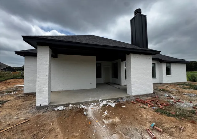 Photo 3 of Single family home for sale at 116 Loveta Ln, Boyd, TX 76023 | MLS# 21216028 | Listing updated on 2026-09-28