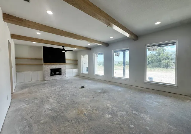 Photo 3 of Single family home for sale at 1102 Silver Sage Trl, Weatherford, TX 76085 | MLS# 21216113 | Listing updated on 2026-09-07
