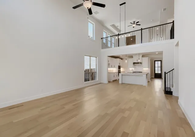 Photo 4 of Sale Pending at 4315 Blackberry Ln, Little Elm, TX 75068 | MLS# 21216126 | Listing updated on 2026-09-15
