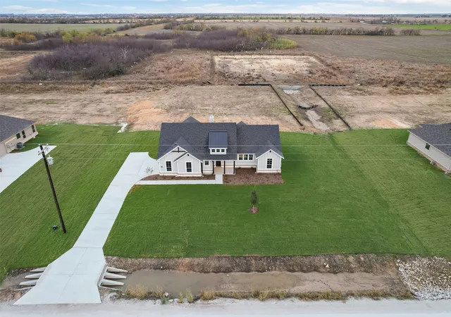 Photo 26 of Sale Pending at 1230 County Road 200, Valley View, TX 76272 | MLS# 21216072 | Listing updated on 2026-09-21