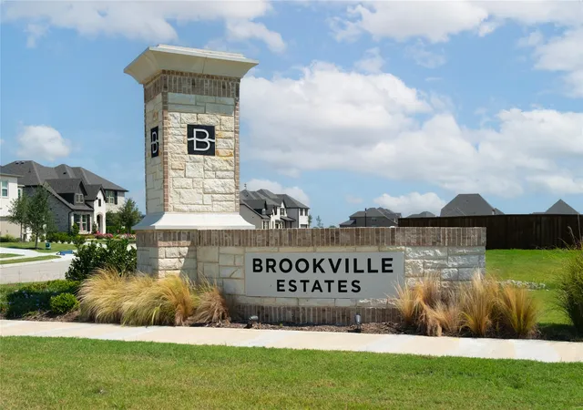 Photo 31 of Single family home for sale at 107 Memorial Dr, Forney, TX 75126 | MLS# 21216378 | Listing updated on 2026-09-13