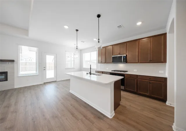 Photo 3 of Single family home for sale at 107 Memorial Dr, Forney, TX 75126 | MLS# 21216378 | Listing updated on 2026-09-13