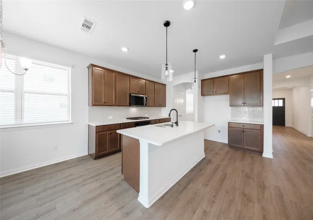 Photo 3 of Single family home for sale at 107 Memorial Dr, Forney, TX 75126 | MLS# 21216378 | Listing updated on 2026-09-13