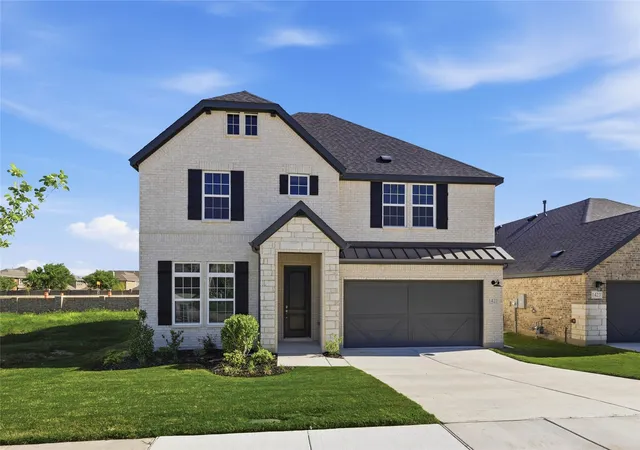 Photo 1 of Sale Pending at 1421 Odette Dr, Arlington, TX 76013 | MLS# 21214262 | Listing updated on 2026-09-24
