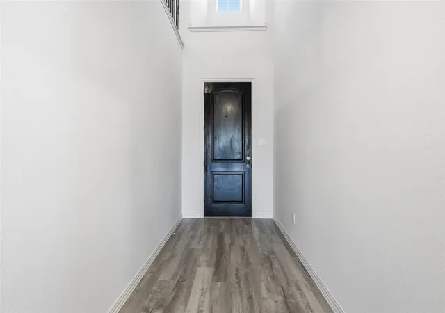 Photo 3 of Sale Pending at 1421 Odette Dr, Arlington, TX 76013 | MLS# 21214262 | Listing updated on 2026-09-24
