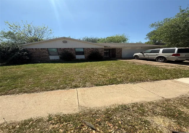 Photo 2 of Single family home for sale at 6036 Harrison Wy, Watauga, TX 76148 | MLS# 21216234 | Listing updated on 2026-07-29