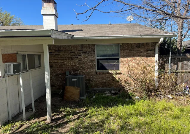 Photo 3 of Single family home for sale at 6036 Harrison Wy, Watauga, TX 76148 | MLS# 21216234 | Listing updated on 2026-07-29