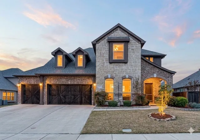 Photo 1 of Single family home for sale at 1011 Walford Dr, Forney, TX 75126 | MLS# 21212985 | Listing updated on 2026-07-30