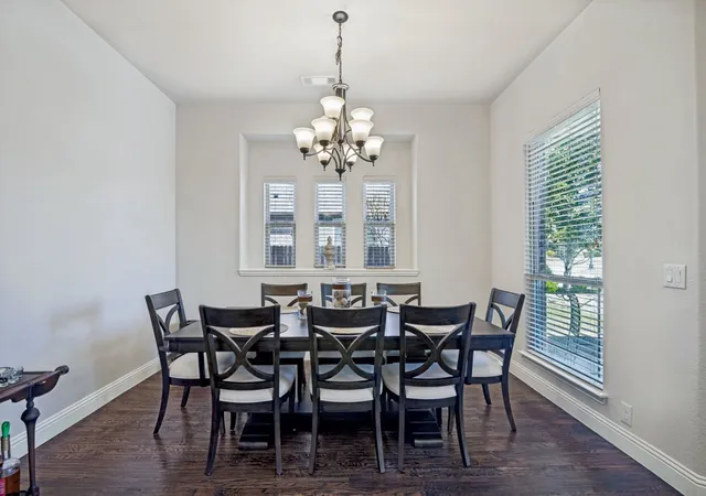 Photo 3 of Single family home for sale at 1011 Walford Dr, Forney, TX 75126 | MLS# 21212985 | Listing updated on 2026-07-30