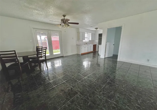 Photo 3 of Single family home for sale at 817 Loganwood Dr, Royse City, TX 75189 | MLS# 21216914 | Listing updated on 2026-08-01