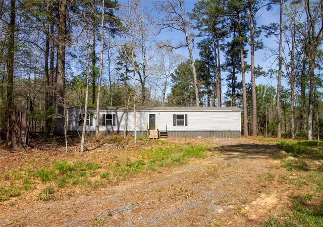 Manufactured home for sale at 9690 Country Living Dr, Haughton, LA 71037 | MLS# 21217047