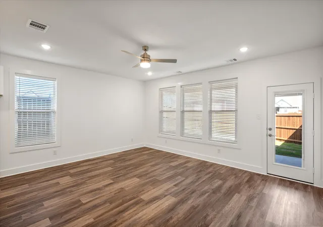 Photo 4 of Single family home for sale at 3636 Randall Ter, Midlothian, TX 76065 | MLS# 21216481 | Listing updated on 2026-09-09
