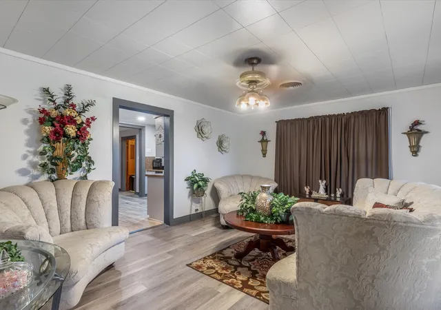 Photo 3 of Sale Pending at 3002 Mecca St, Fort Worth, TX 76119 | MLS# 21217197 | Listing updated on 2026-09-09