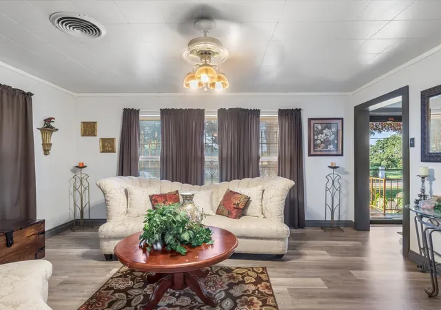 Photo 3 of Sale Pending at 3002 Mecca St, Fort Worth, TX 76119 | MLS# 21217197 | Listing updated on 2026-09-09