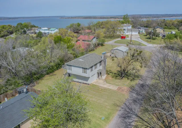 Photo 1 of Single family home for sale at 544 Rose Cir, Gordonville, TX 76245 | MLS# 21216216 | Listing updated on 2026-09-09