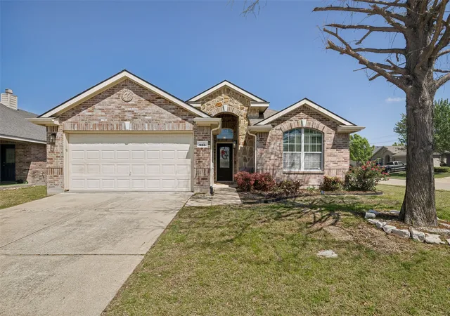 Photo 1 of Single family home for sale at 908 Johnson City Ave, Forney, TX 75126 | MLS# 21207078 | Listing updated on 2026-09-11