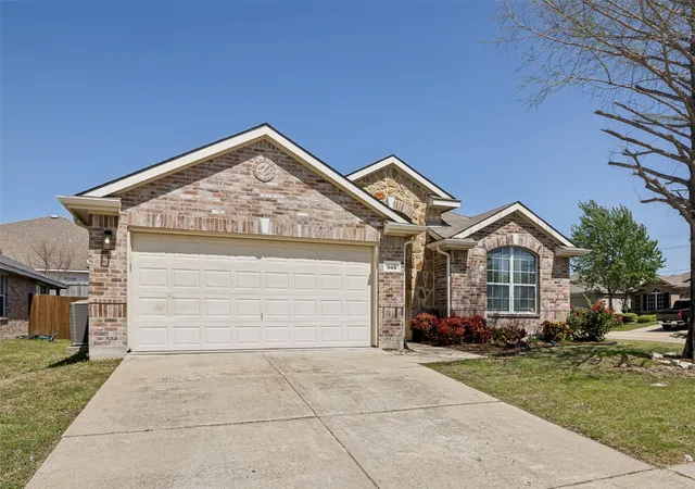 Photo 2 of Single family home for sale at 908 Johnson City Ave, Forney, TX 75126 | MLS# 21207078 | Listing updated on 2026-09-11