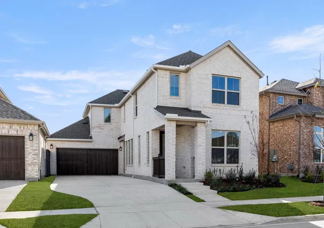 Photo 1 of Single family home for sale at 1124 Amaryllis Ln, Little Elm, TX 76227 | MLS# 21218005 | Listing updated on 2026-10-28