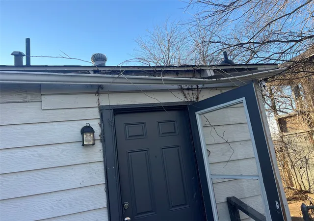 Photo 2 of Single family home for sale at 4509 Sandage Ave, Fort Worth, TX 76115 | MLS# 21217370 | Listing updated on 2026-08-02