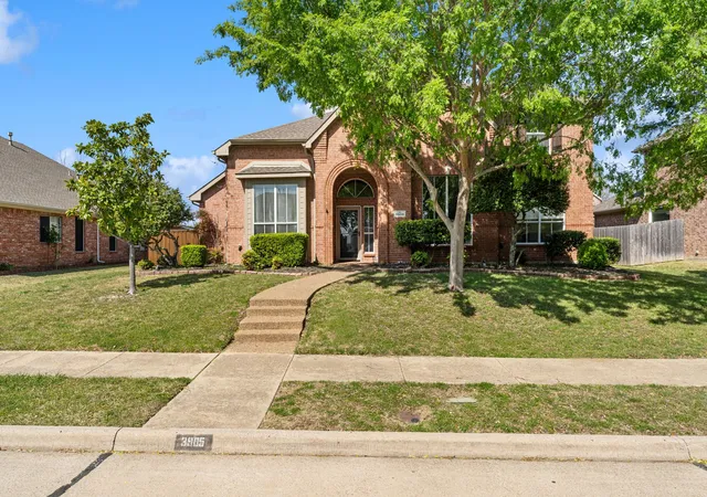 Photo 1 of Single family home for sale at 3905 Lakeside Dr, Rowlett, TX 75088 | MLS# 21218610 | Listing updated on 2026-09-09