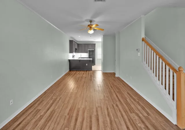 Listing Photo 5 - Condo for sale in building located at 1701 S 12Th St, Waco, TX 76706 - Unit #1204