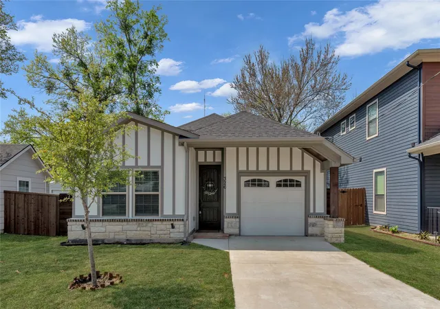 Photo 1 of Sale Pending at 326 S Main St, Cedar Hill, TX 75104 | MLS# 21218179 | Listing updated on 2026-09-07