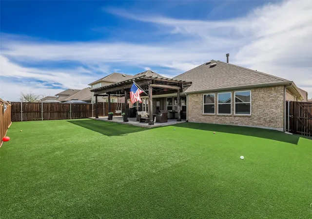 Photo 2 of Single family home for sale at 2809 Ranger Ln, Aubrey, TX 76227 | MLS# 21201180 | Listing updated on 2026-09-29