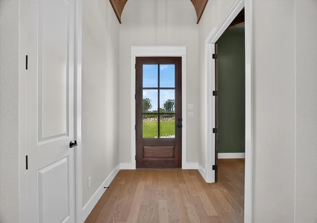 Photo 4 of Single family home for sale at 2037 Preserves Trl, Weatherford, TX | MLS# 21219982 | Listing updated on 2026-10-04