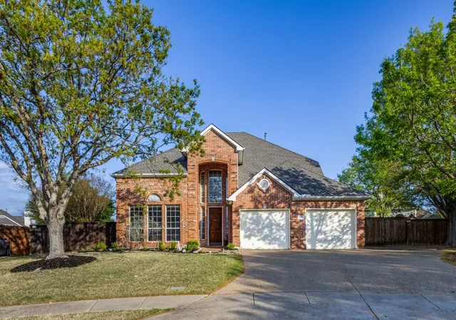 Photo 1 of Single family home for sale at 1505 Kingsbrook Cir, Mc Kinney, TX 75072 | MLS# 21219976 | Listing updated on 2026-07-30
