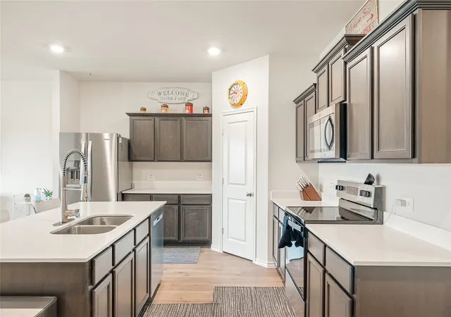 Photo 3 of Single family home for sale at 809 Sunlight Loop, Princeton, TX 75407 | MLS# 21219964 | Listing updated on 2026-09-10