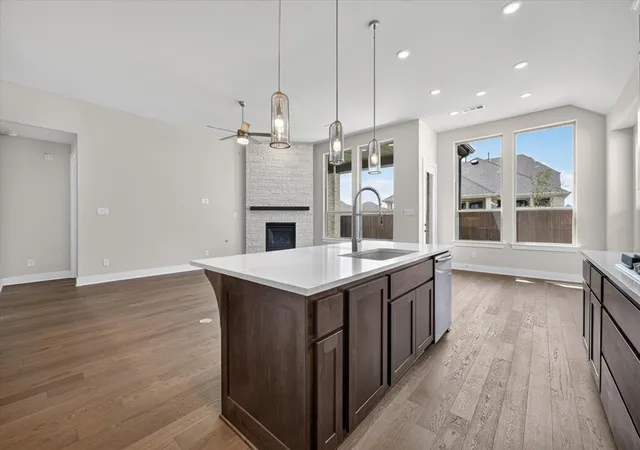 Photo 4 of Single family home for sale at 7808 Pondview Ln, Fort Worth, TX 76123 | MLS# 21220214 | Listing updated on 2026-09-28