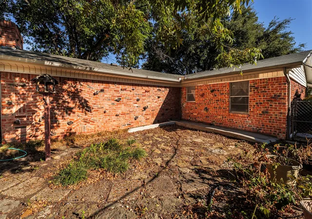 Photo 3 of Single family home for sale at 4557 Dee Ln, Haltom City, TX 76117 | MLS# 21220186 | Listing updated on 2026-09-14