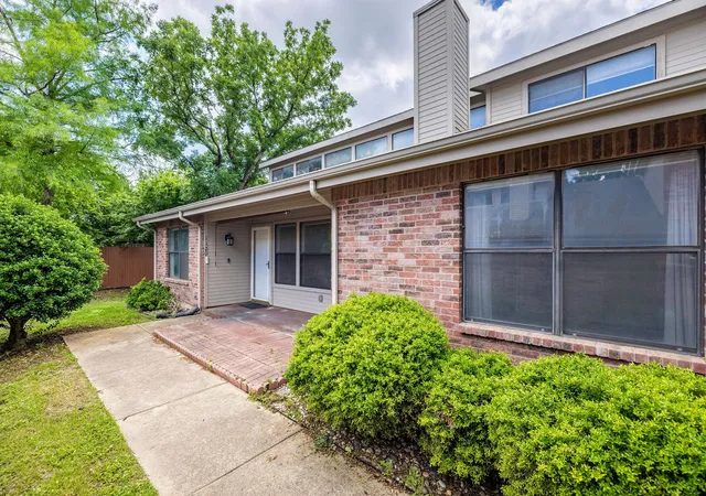 Photo 3 of Sale Pending at 1120 Forest Creek St, Benbrook, TX 76126 | MLS# 21217815 | Listing updated on 2026-09-08