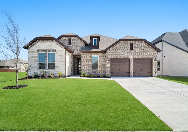 Photo 1 of Sale Pending at 742 Oak St, Lavon, TX 75166 | MLS# 21220834 | Listing updated on 2026-09-14