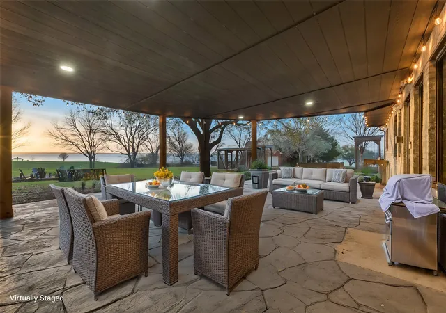 Photo 2 of Single family home for sale at 111 Luther Ln, Rockwall, TX 75032 | MLS# 21220846 | Listing updated on 2026-09-21